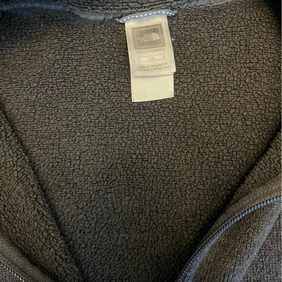 The North Face 1/4 Zip Fleece - Large - Picture 7 of 9